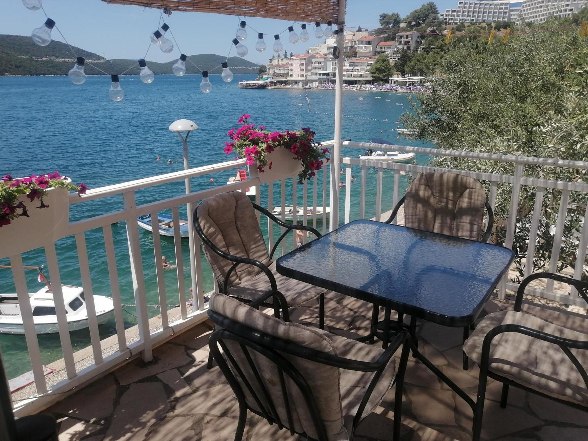 Apartmani Villa Anita 네움 외부 사진
